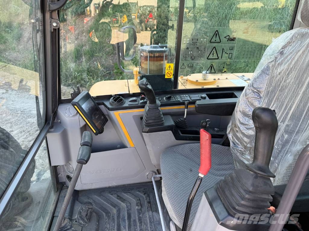 Volvo EC 60 E Mini kotrók < 7t