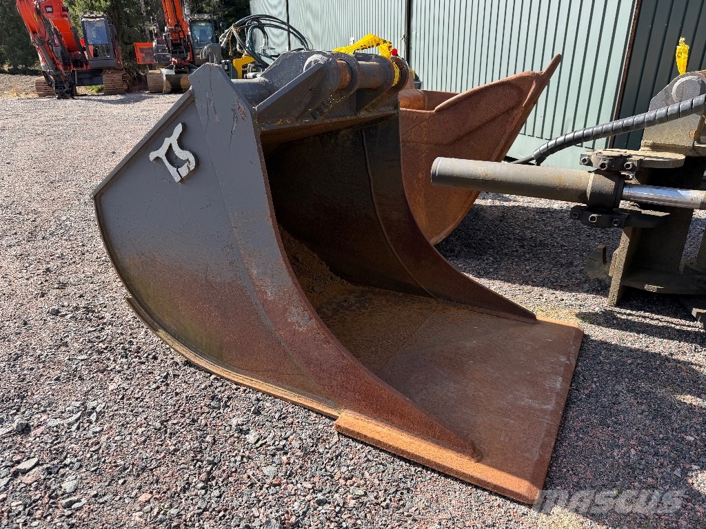 Terästyö T.Salminen Oy Gjerstad Kauha Buckets