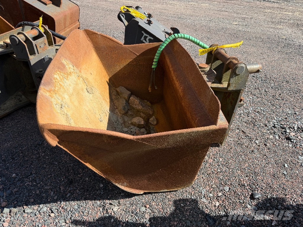 Terästyö T.Salminen Oy Gjerstad Kauha Buckets