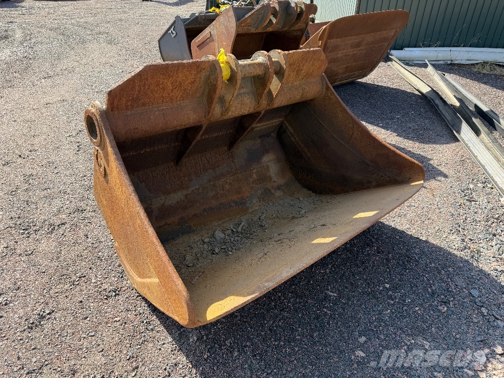 Terästyö T.Salminen Oy Gjerstad Kauha Buckets