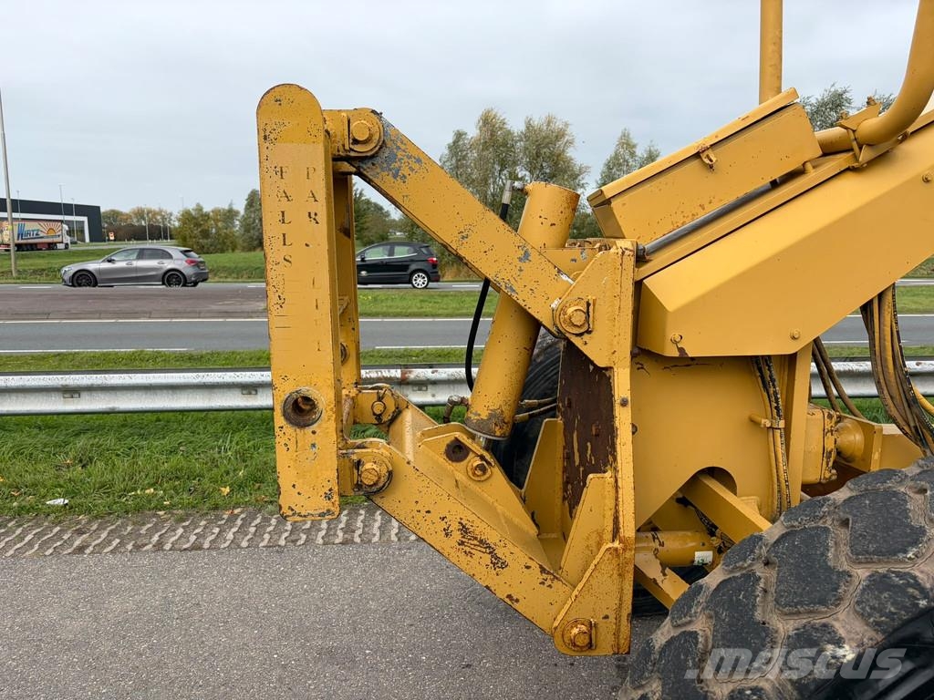 CAT 140H Grejdery