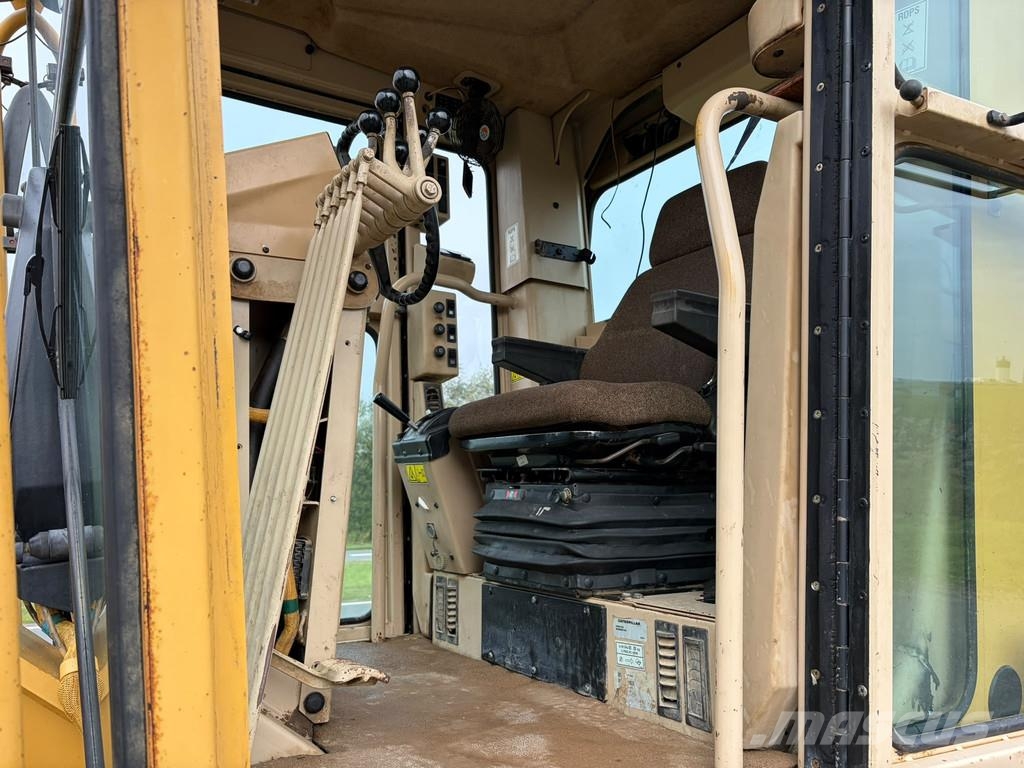 CAT 140H Grejdery