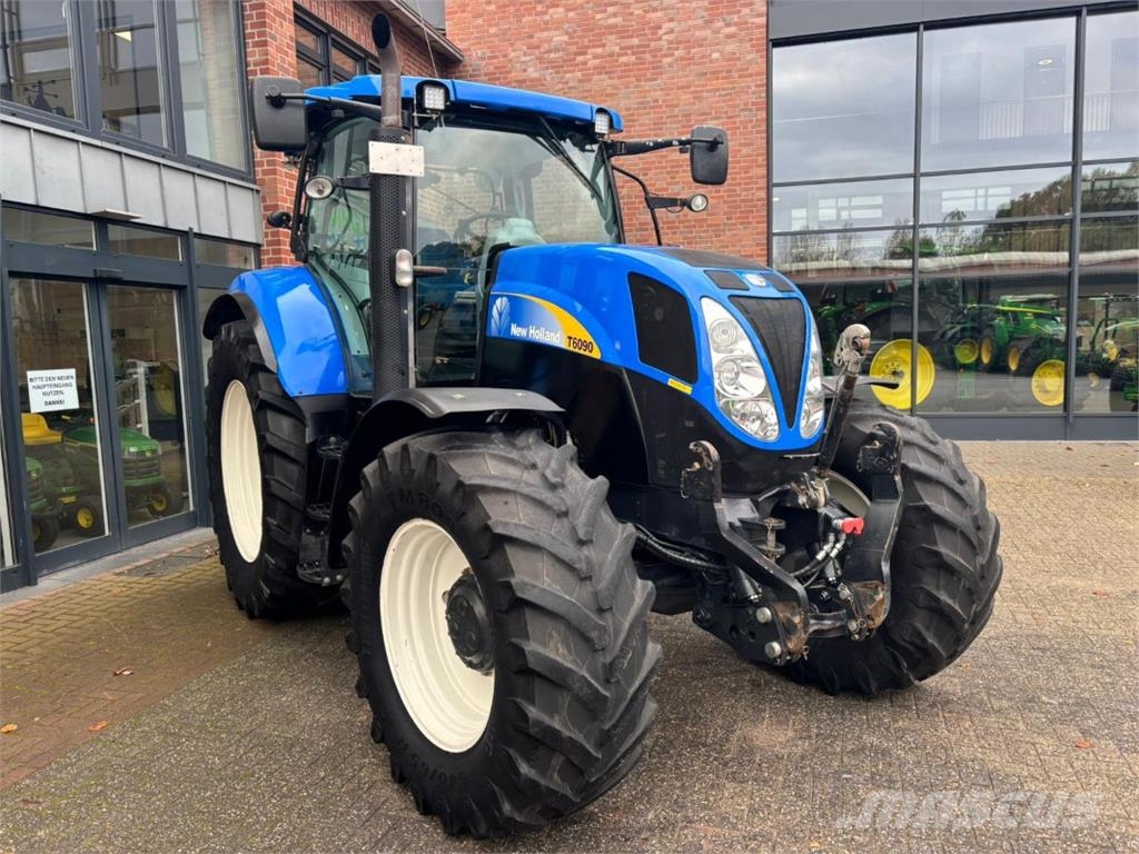New Holland T6090 Traktori
