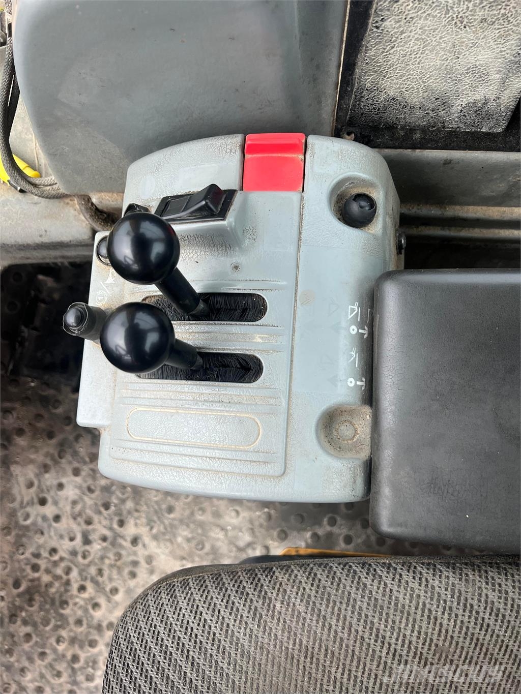Volvo L 220 E L 220 E 轮式装载机