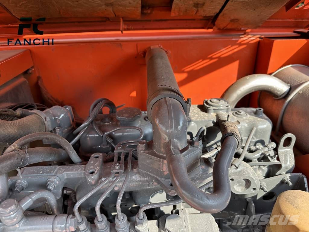 Hitachi ZX 70 LC Средни екскаватори 7т - 12т