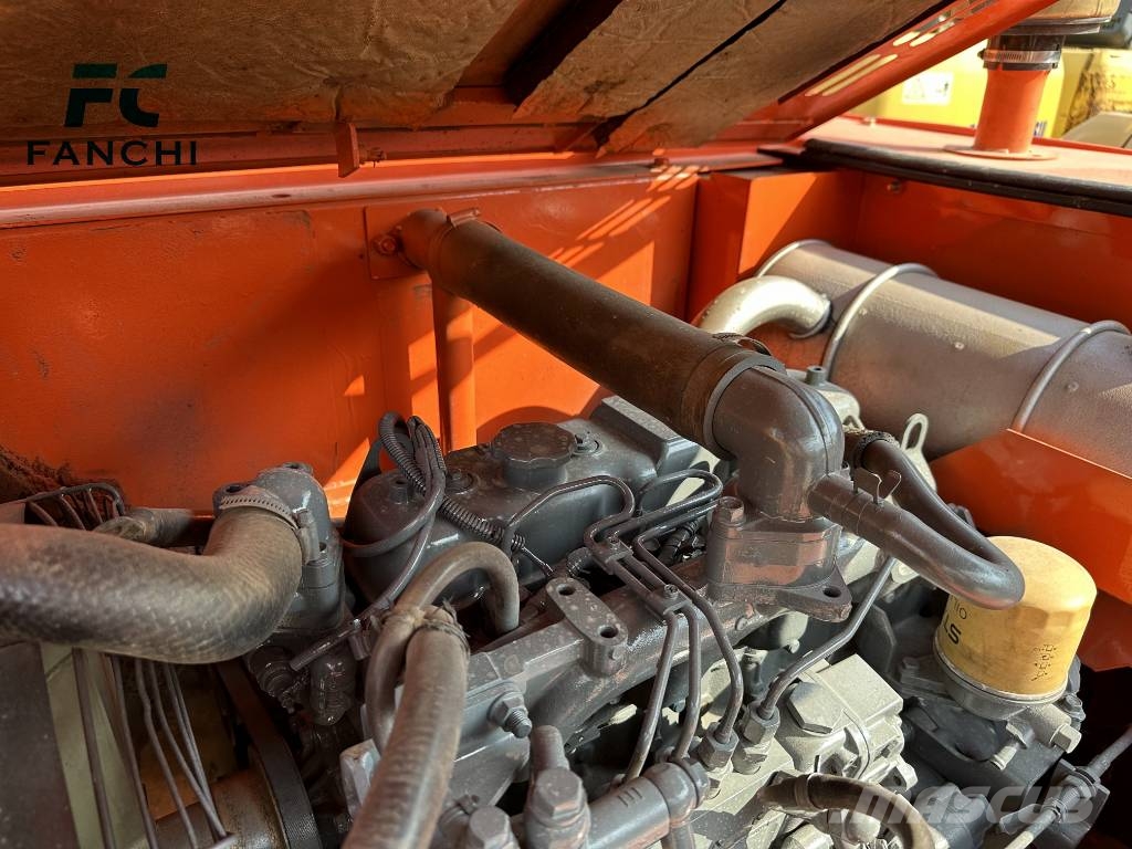 Hitachi ZX 70 LC Средни екскаватори 7т - 12т