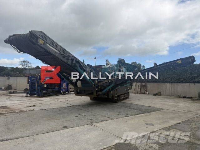 PowerScreen Warrior 1400X Scalping Screen 篩分機