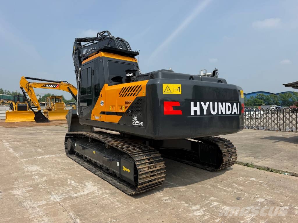 Hyundai HX 225 HD Pásová rýpadla