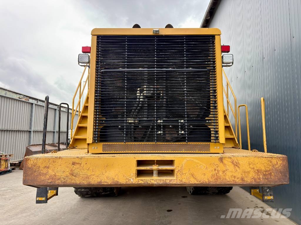 CAT 990H Pyöräkuormaajat