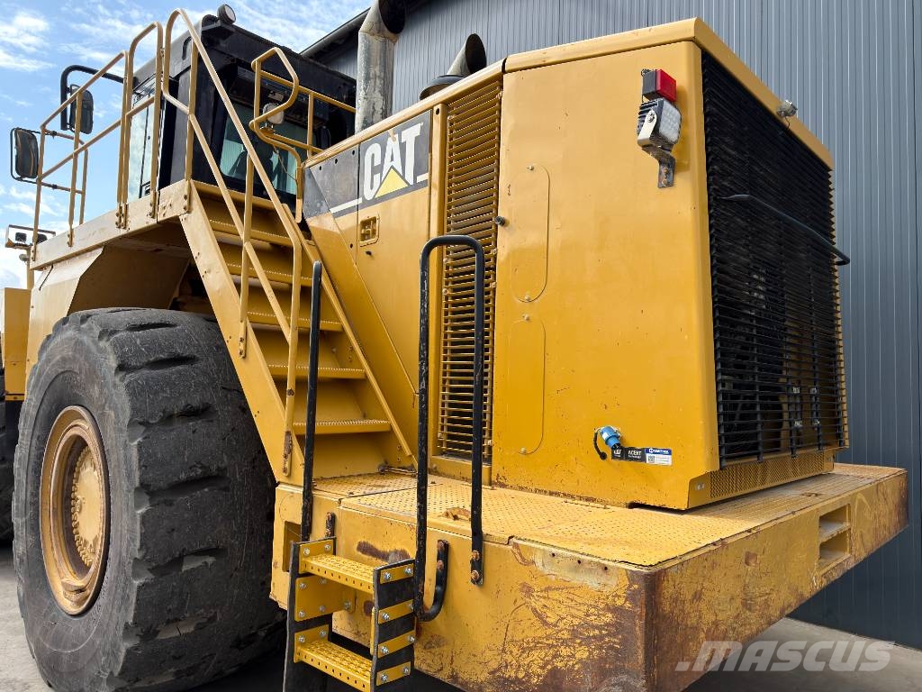 CAT 990H Pyöräkuormaajat