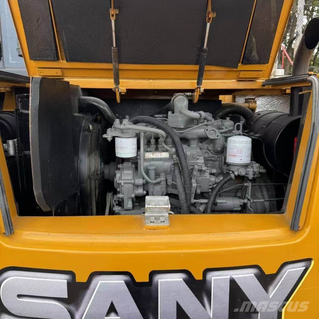 Sany SY 75 C pro Bageri guseničari