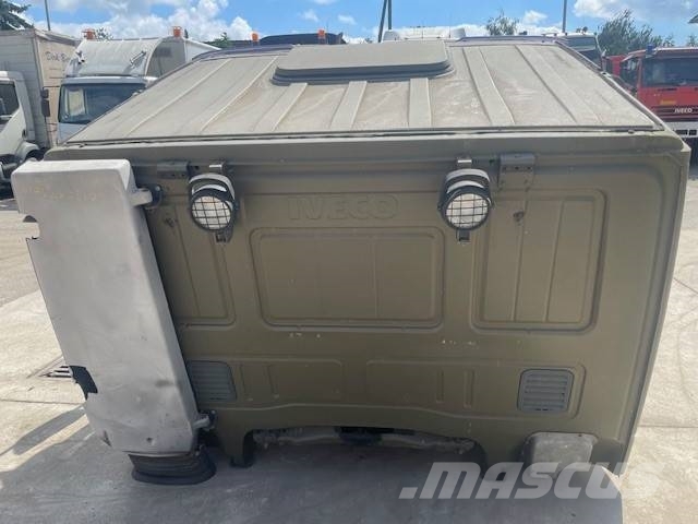 Iveco Eurotrakker Kabine Fahrerhaus Kabiny a interiér