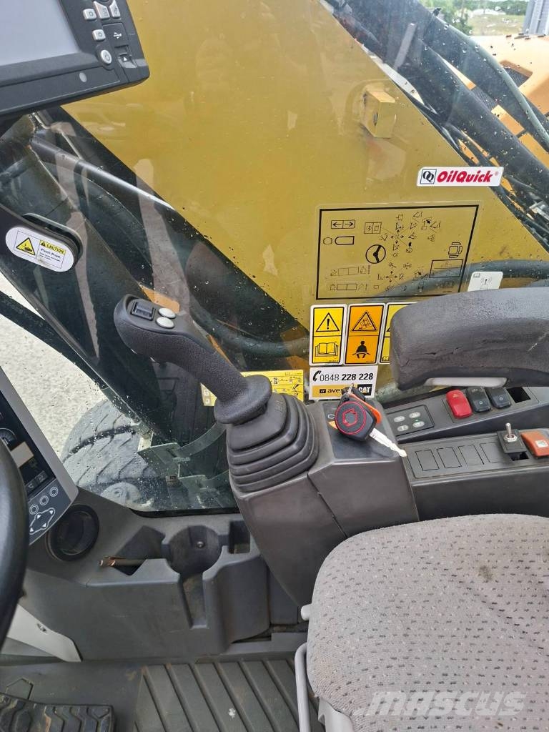 CAT M 318 F Backhoe loaders