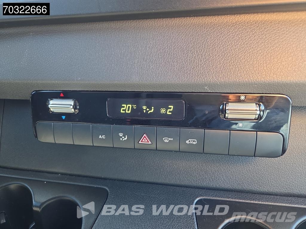 Mercedes-Benz Sprinter 215 CDI Automatik 150PS L2H2 Klima Kamera Furgonetas cerradas
