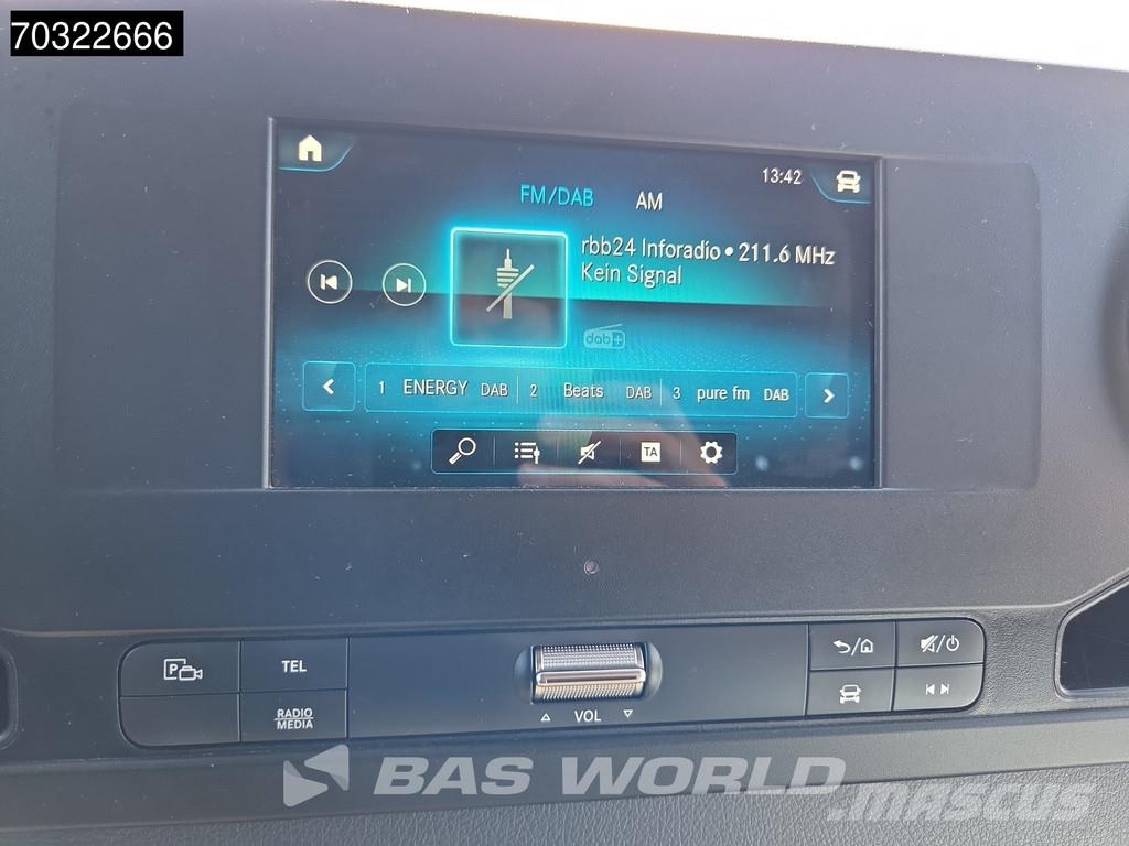 Mercedes-Benz Sprinter 215 CDI Automatik 150PS L2H2 Klima Kamera Panel vans