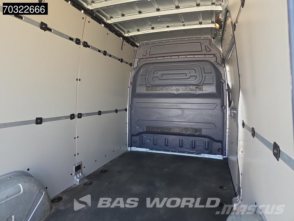 Mercedes-Benz Sprinter 215 CDI Automatik 150PS L2H2 Klima Kamera Panel vans