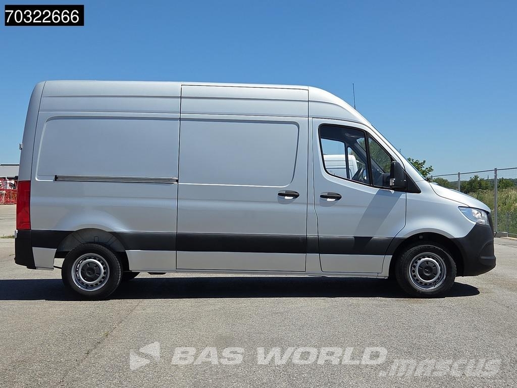 Mercedes-Benz Sprinter 215 CDI Automatik 150PS L2H2 Klima Kamera Pakettiautot