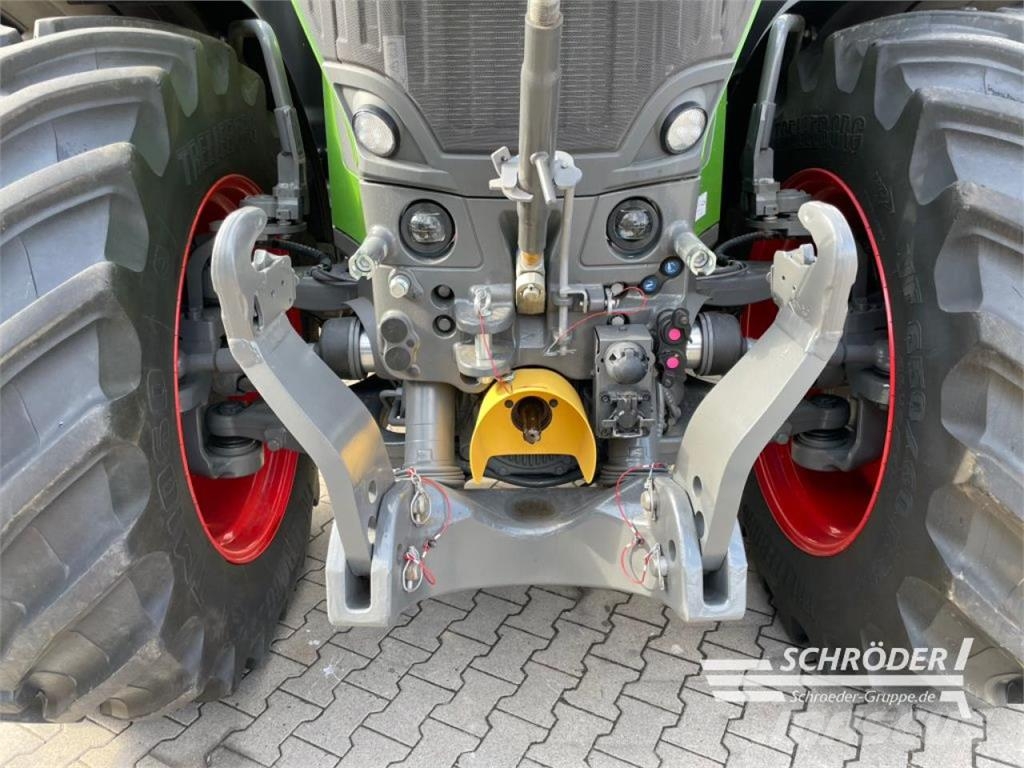 Fendt 936 VARIO GEN7 PROFI PLUS Tractors
