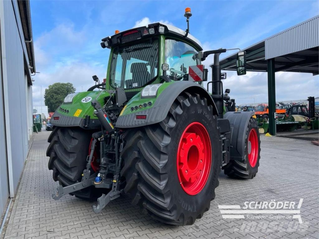 Fendt 936 VARIO GEN7 PROFI PLUS Tractors