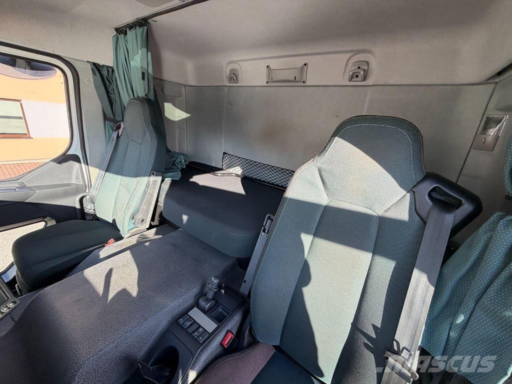 Volvo FE350 4X2 EURO6 + SIDE OPENING + BOX HEATING Sanduk kamioni