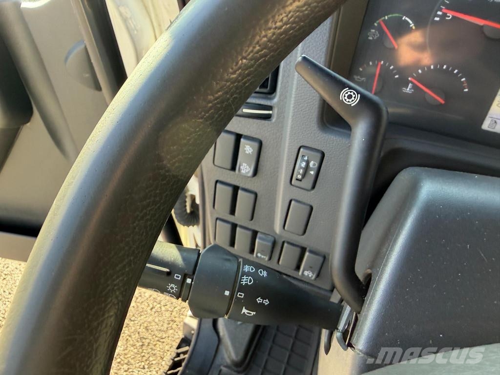 Volvo FE350 4X2 EURO6 + SIDE OPENING + BOX HEATING Sanduk kamioni