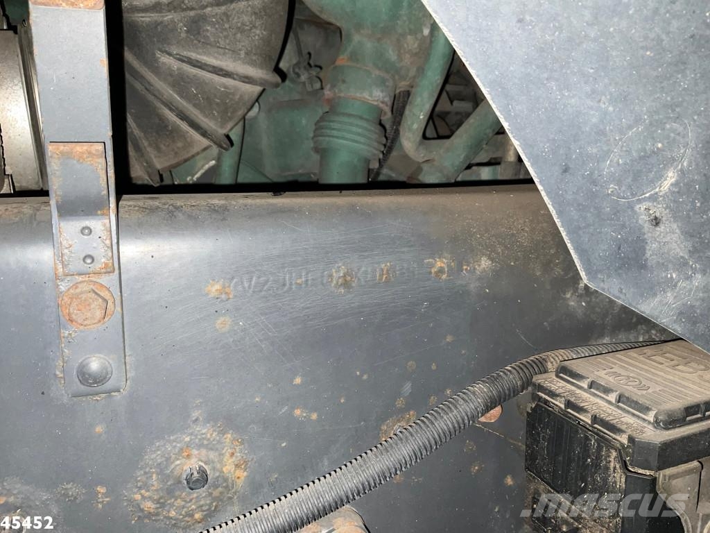 Volvo FM 260 VDK 12m³ 폐기물 수거 트럭