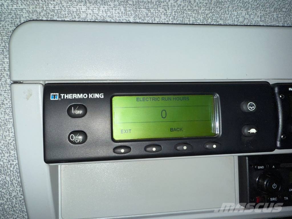 Iveco EuroCargo 180E32 4x2 Schmitz / Thermo King T-1200R Camiones con temperatura controlada