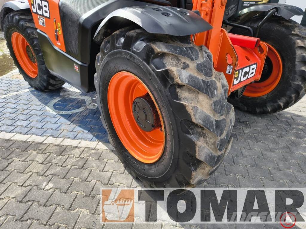 JCB 535-125 Verreikers