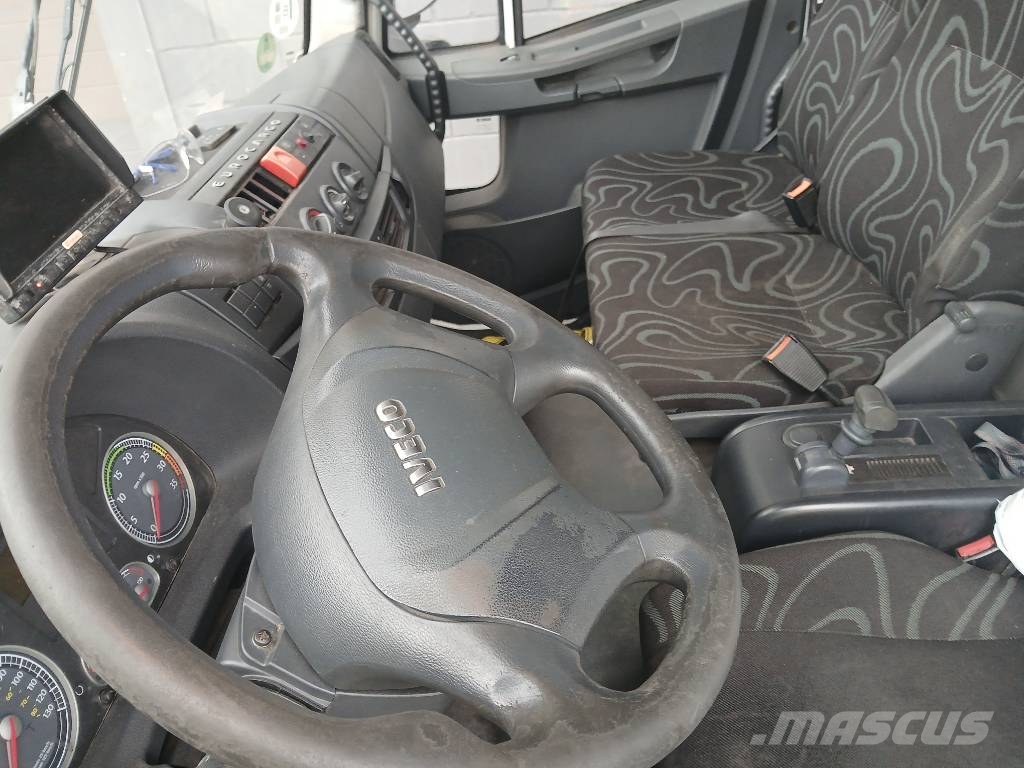 Iveco ML120E22/P Pritschenwagen/Pritschenwagen mit Seitenklappe