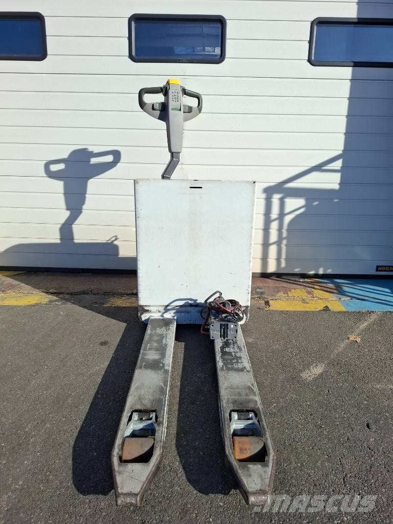 UniCarriers PLL 180 Ручные электрические тележки