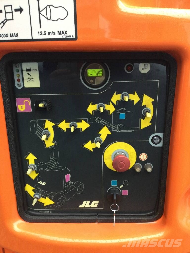 JLG E 300 AJP (narrow machine, articulated arm) Plataforma de trabajo articulada