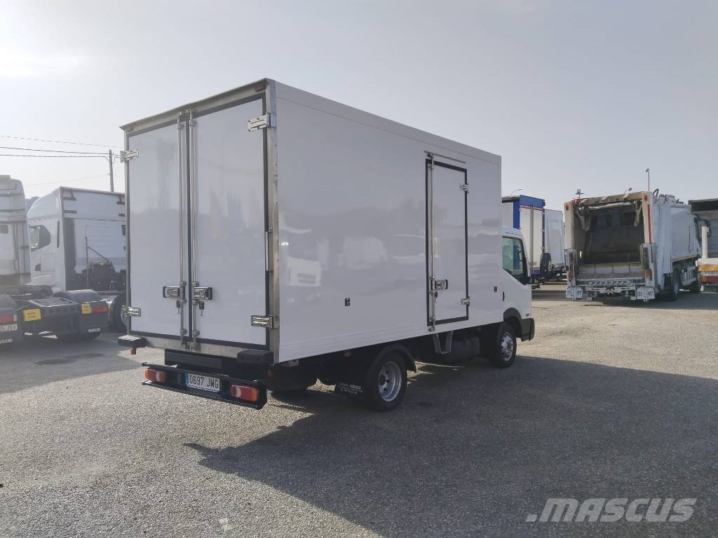 Nissan CABSTAR NT 400 Kylmä-/Lämpökorit