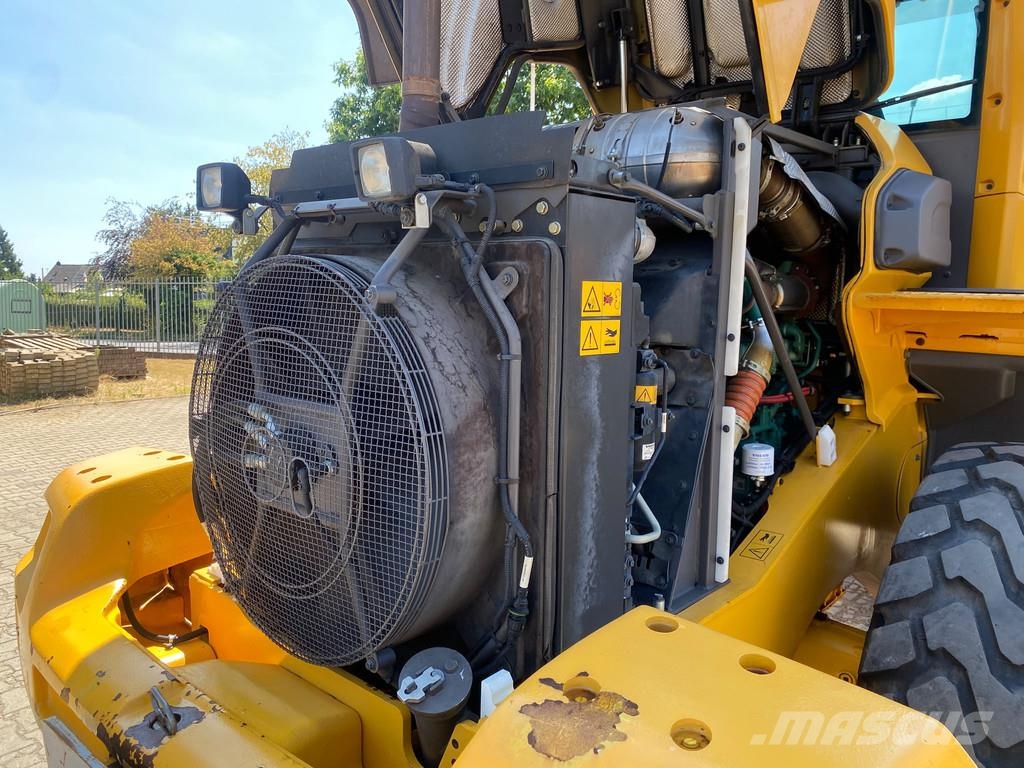 Volvo L70 G . Ładowarki kołowe
