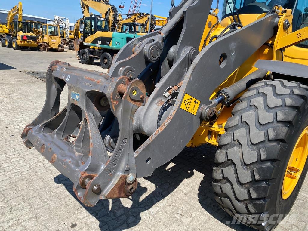 Volvo L70 G . Ładowarki kołowe