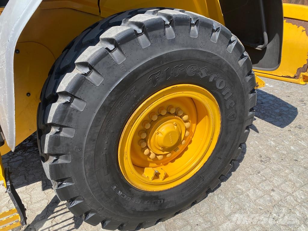 Volvo L70 G . Ładowarki kołowe