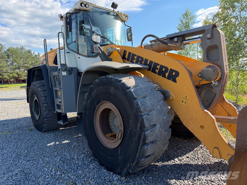 Liebherr L 580 X-Power لوادر بعجل