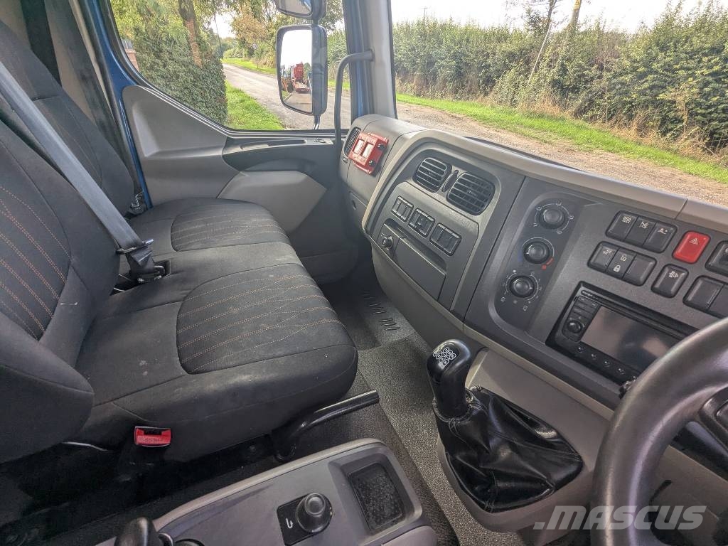 DAF LF180 Platformas/izkraušana no sāniem