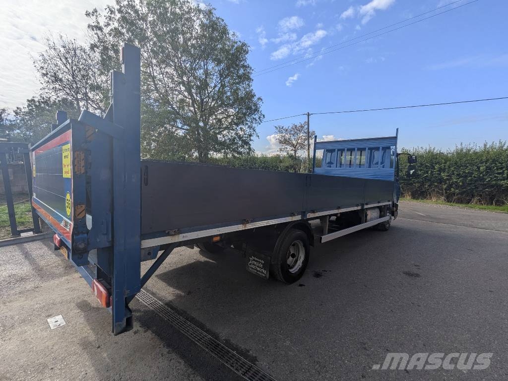 DAF LF180 Platformas/izkraušana no sāniem