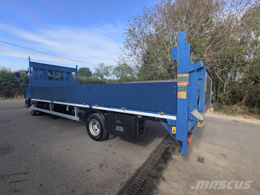 DAF LF180 Platformas/izkraušana no sāniem