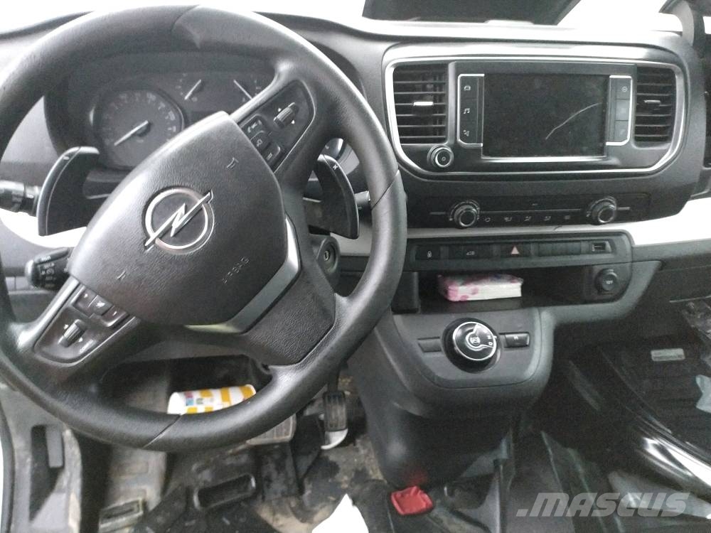 Opel Vivaro Lette lastebiler