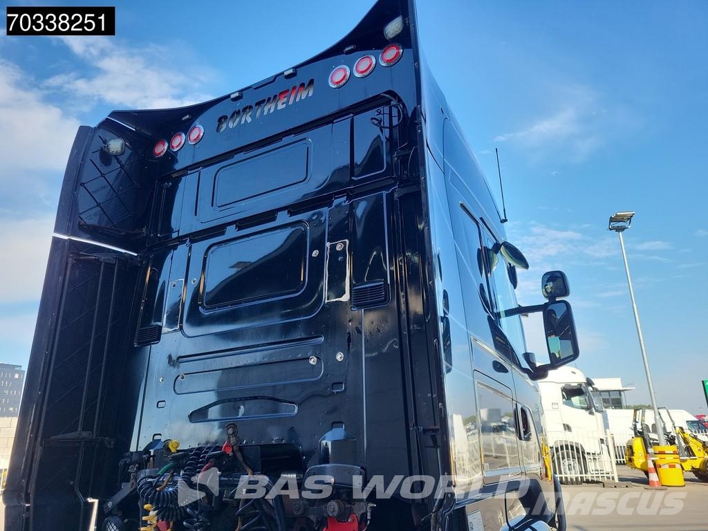 Scania R730 R 6X4 V8 Retarder APK 09-2027 ADR ACC Leather Nyergesvontatók