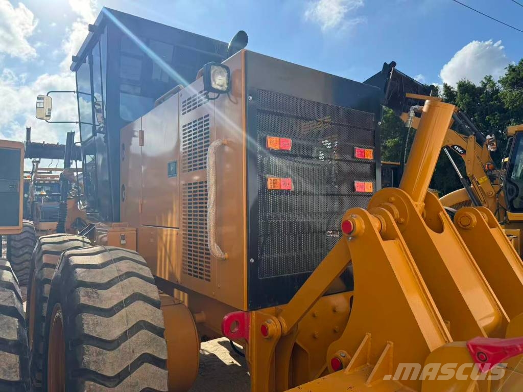 CAT 140 H Gréderek