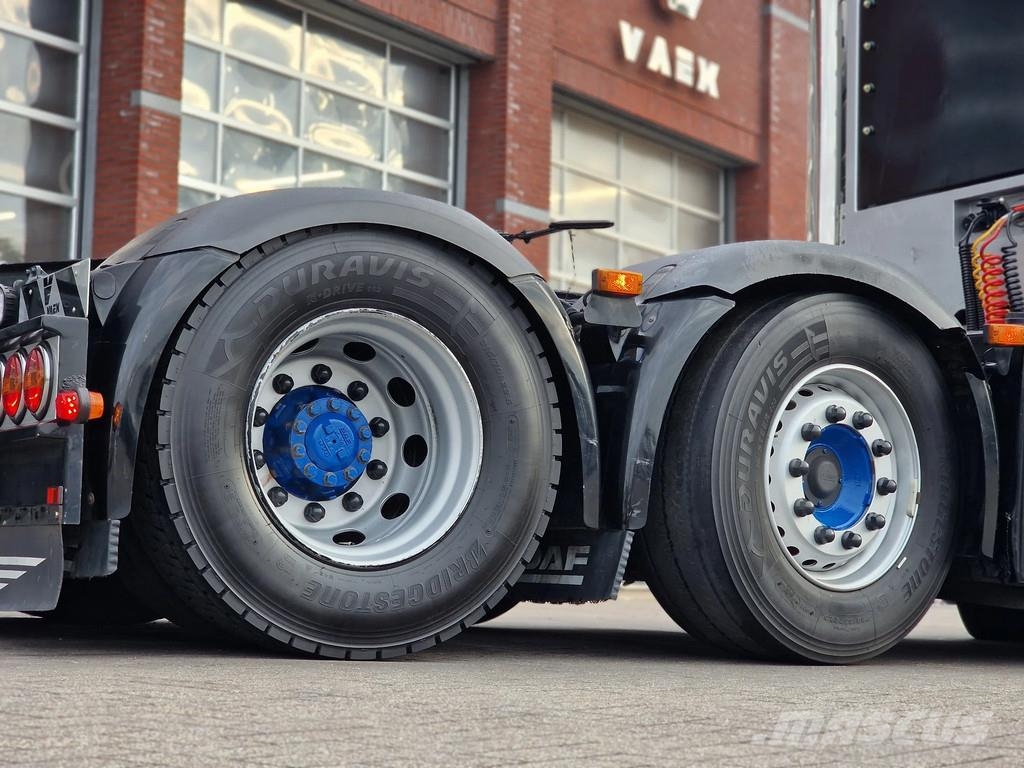 DAF XF 480 Spacecab 6x2/4 - Show truck - Manual gearbo Vetopöytäautot