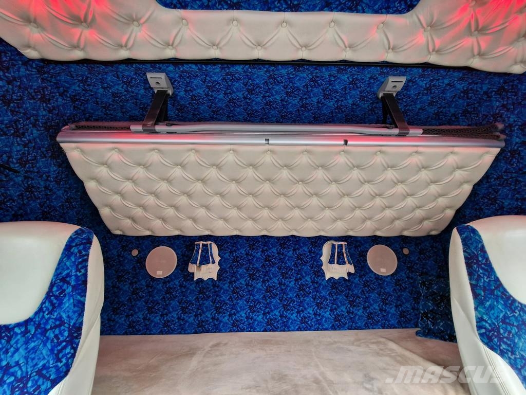 DAF XF 480 Spacecab 6x2/4 - Show truck - Manual gearbo Vetopöytäautot