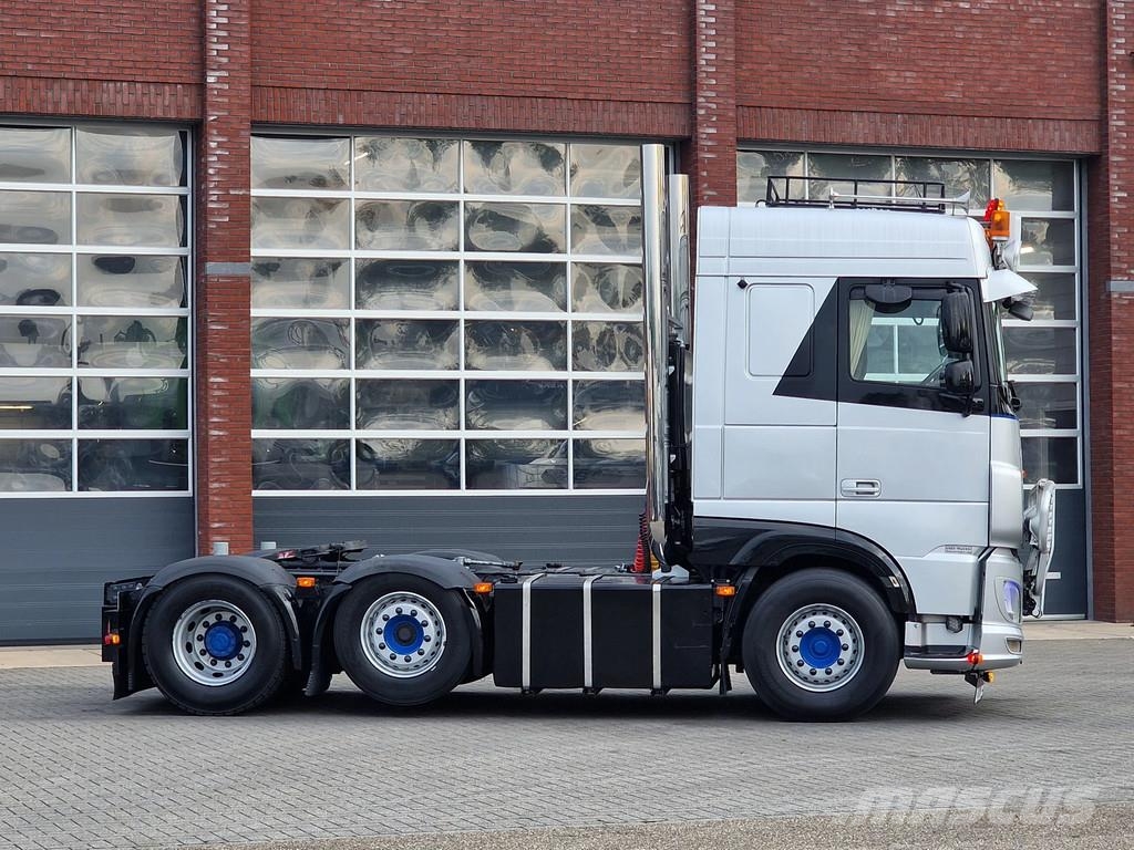 DAF XF 480 Spacecab 6x2/4 - Show truck - Manual gearbo Camiones tractor