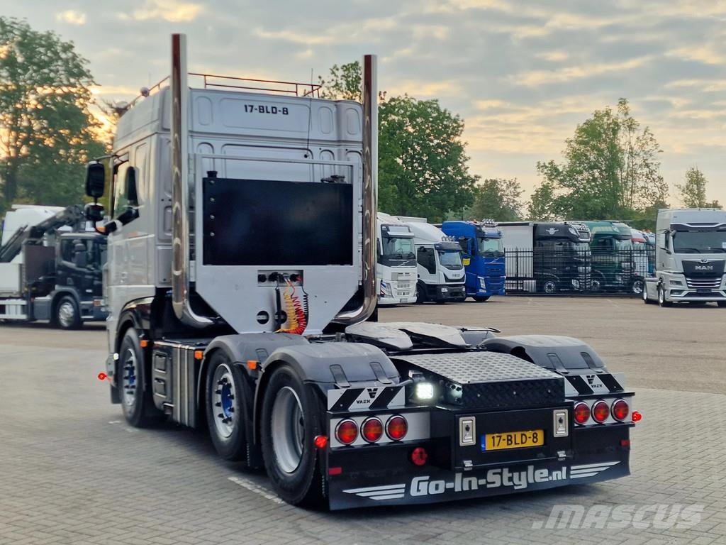 DAF XF 480 Spacecab 6x2/4 - Show truck - Manual gearbo Camiones tractor