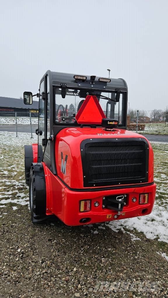 VM Loader 1038 LXC لوادر صغيرة