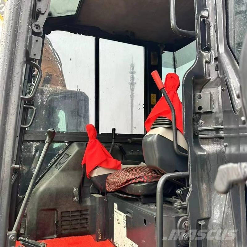 Komatsu PC 55 MR Mini bagri <7t