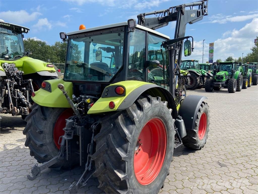 CLAAS AXOS 330 CX Traktory