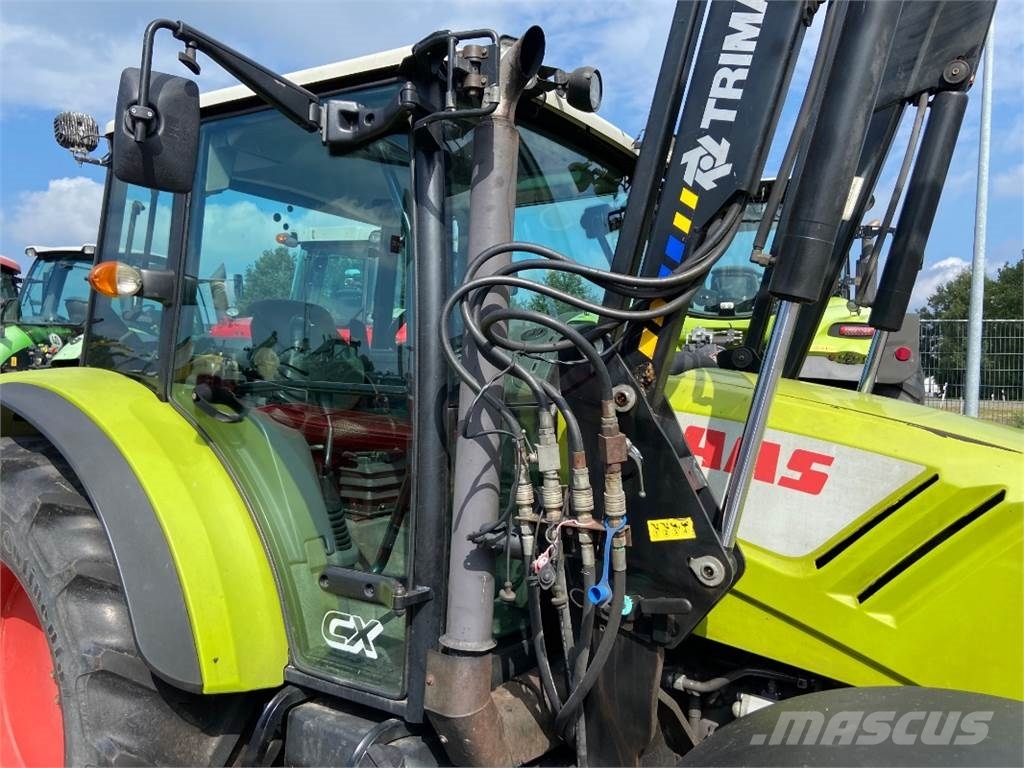 CLAAS AXOS 330 CX Traktory